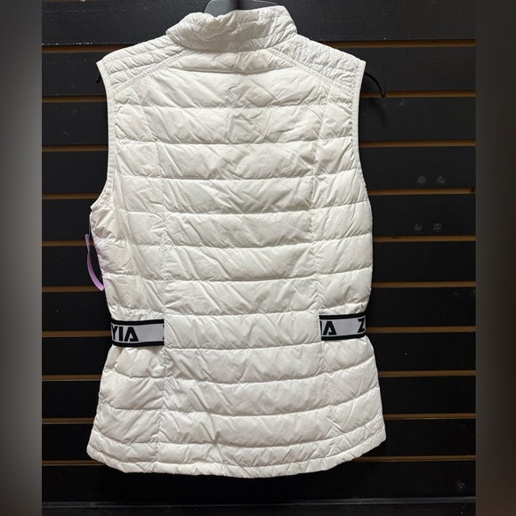 Zyia Women's White Puffer Alpine Vest - Picture 3 of 4
